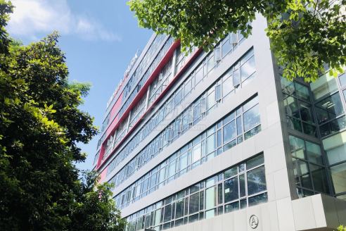 新华创意园,140平复式精装带家具,国企补贴,年底特惠